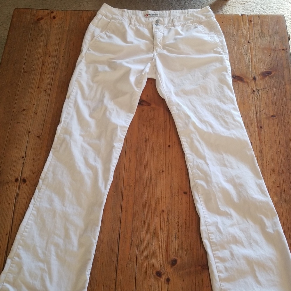 VITAMINA JEANS CONCEPT PRODUCT